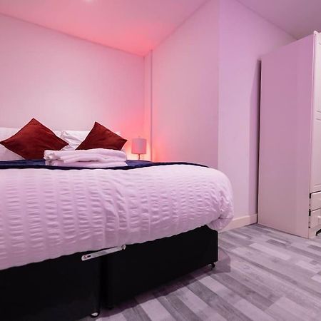 1 Bedroom-Sofabed-Worktable-4-Wifi-Parking Лондон Экстерьер фото